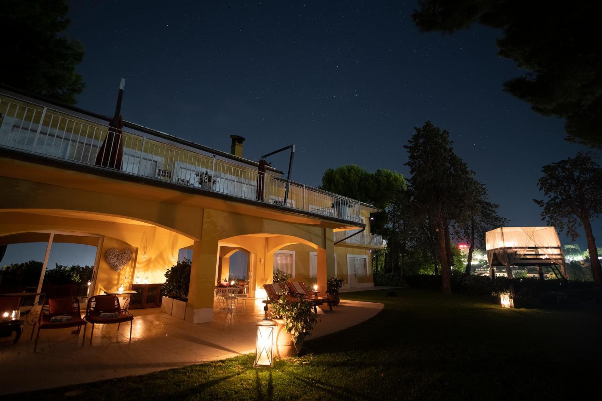 Bed & Breakfast Tra Gli Alberi E Il Mare *